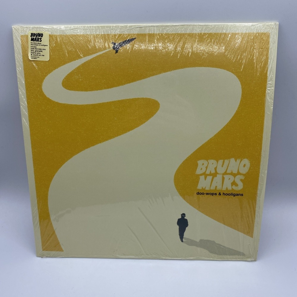Bruno Mars - Doo-Wops and Hooligans Black Vinyl 12" LP 33 RPM Elektra Pop